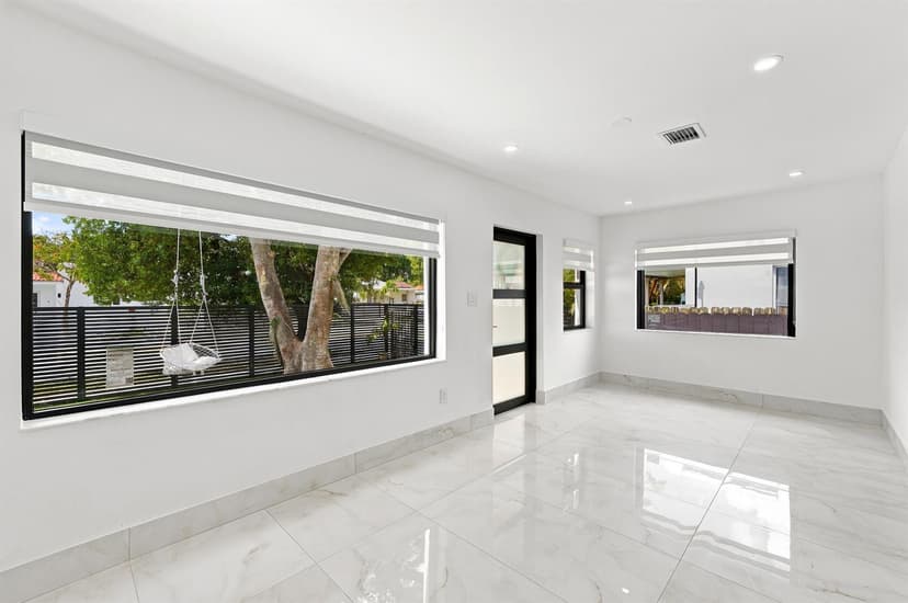 2239 SW 10TH Street, Miami FL 33135