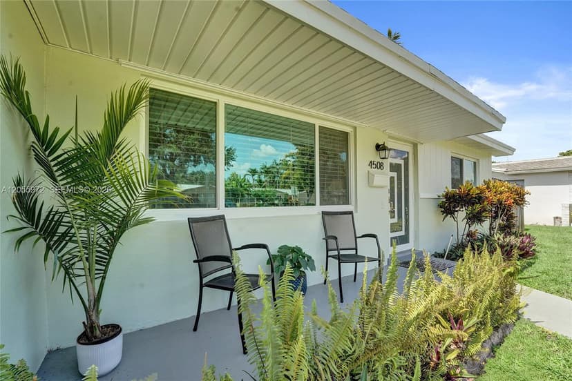 4508 Van Buren St, Hollywood FL 33021