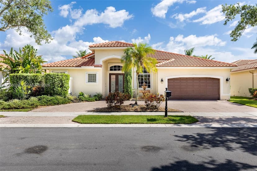 1359 Ginger Cir, Weston FL 33326