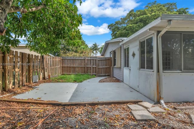 1640 NE 33rd St, Pompano Beach FL 33064 - Pompano Beach, FL - Photo 7