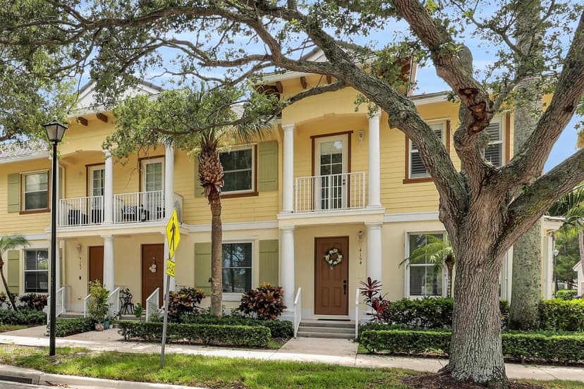 4154 Stadium Drive, Jupiter FL 33458