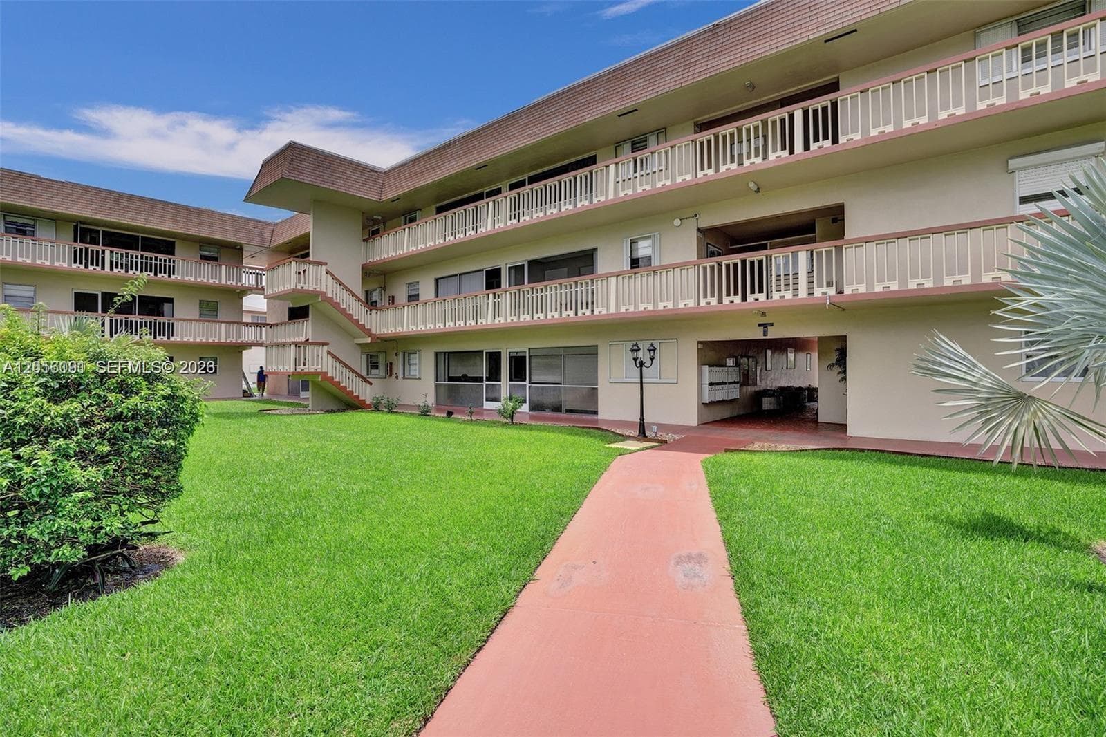 5300 Washington St # T220, Hollywood FL 33021 - Hollywood, FL - Photo 1