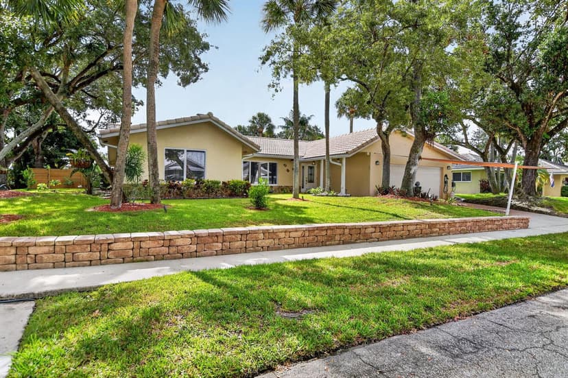 32 SW 14TH Avenue, Boca Raton FL 33486