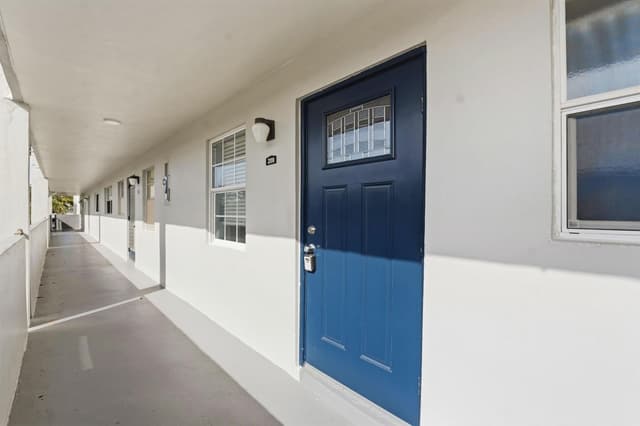 7837 Golf Circle Drive # 209, Margate FL 33063 - Margate, FL - Photo 5