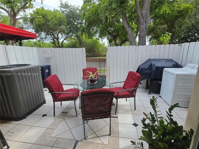 13863 SW 62nd Ter, Miami FL 33183 - Miami, FL - Photo 6