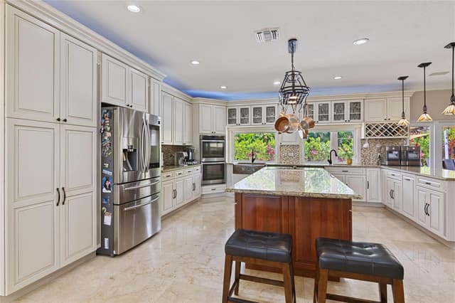 16686 GOLFVIEW Drive, Weston FL 33326 - Weston, FL - Photo 6