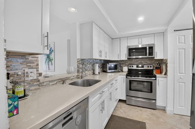 14849 Cumberland Drive # 1060, Delray Beach FL 33446 - Delray Beach, FL - Photo 2