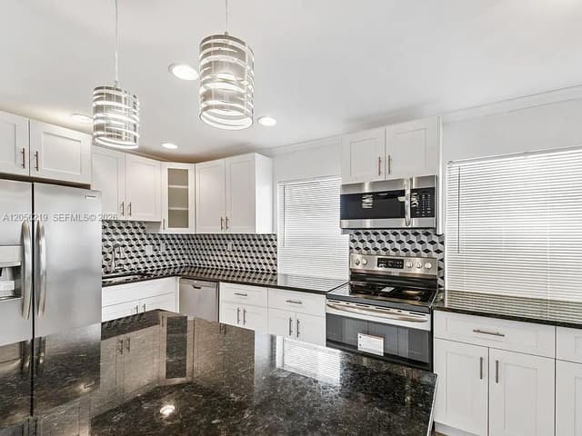 899 S Normandy # 899, Delray Beach FL 33484 - Delray Beach, FL - Photo 3