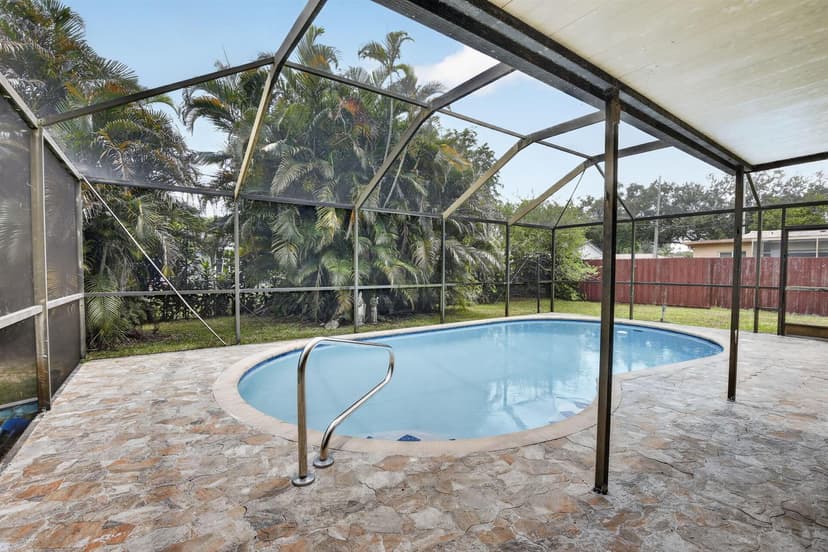 8968 SW 52nd Place, Cooper City FL 33328