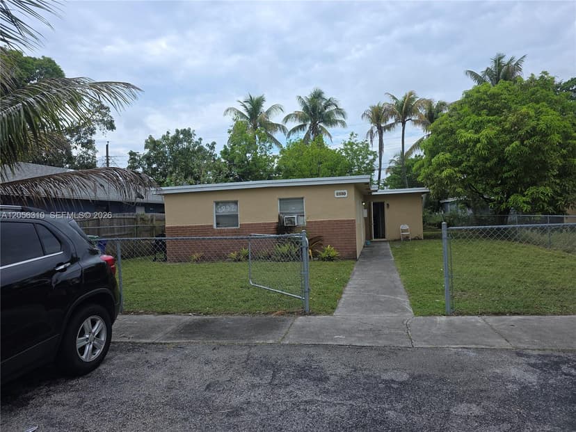 2930 NW 8th St, Fort Lauderdale FL 33311