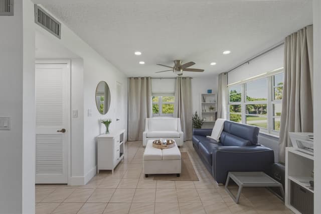 9200 N Hollybrook Lake Drive # 310, Pembroke Pines FL 33025 - Pembroke Pines, FL - Photo 7