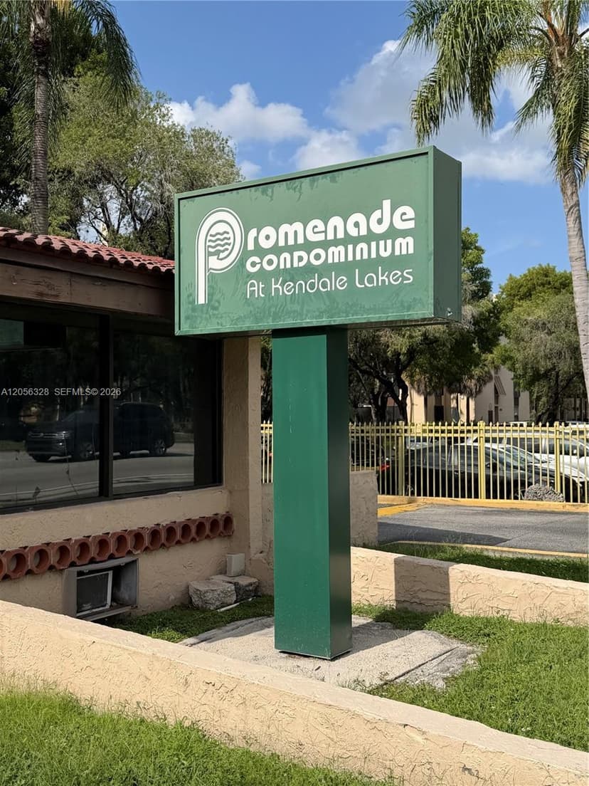 14201 N Kendall Dr # 408D, Miami FL 33186