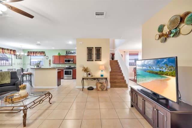 10445 SW 226th St, Cutler Bay FL 33190 - Cutler Bay, FL - Photo 7