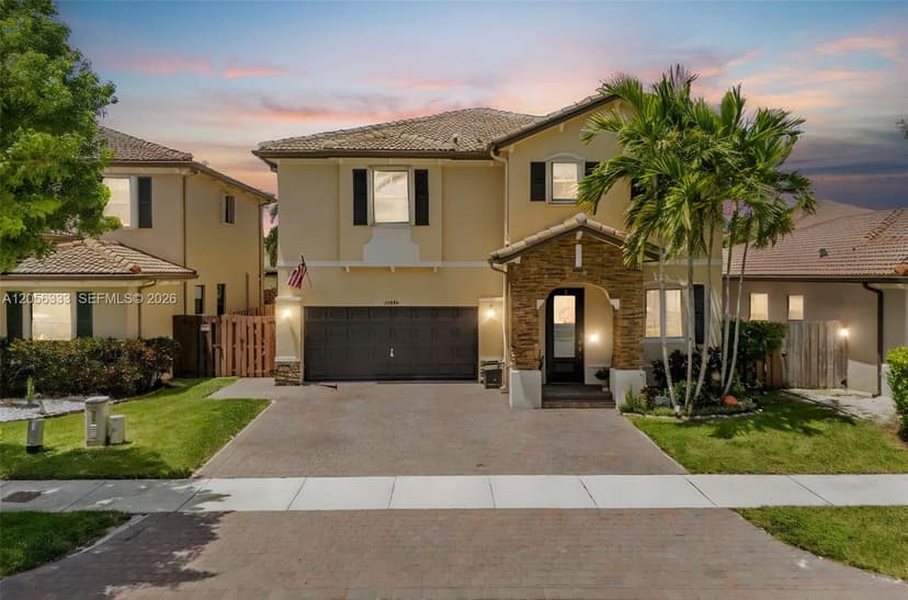 10445 SW 226th St, Cutler Bay FL 33190