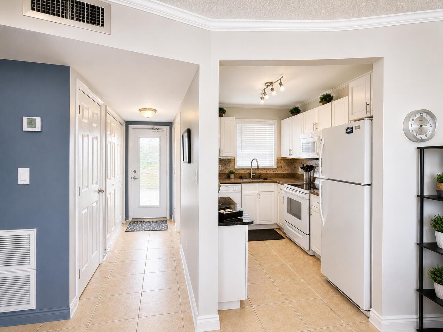 2651 SUNRISE LAKES Drive E # 310, Sunrise FL 33322 - Sunrise, FL - Photo 1