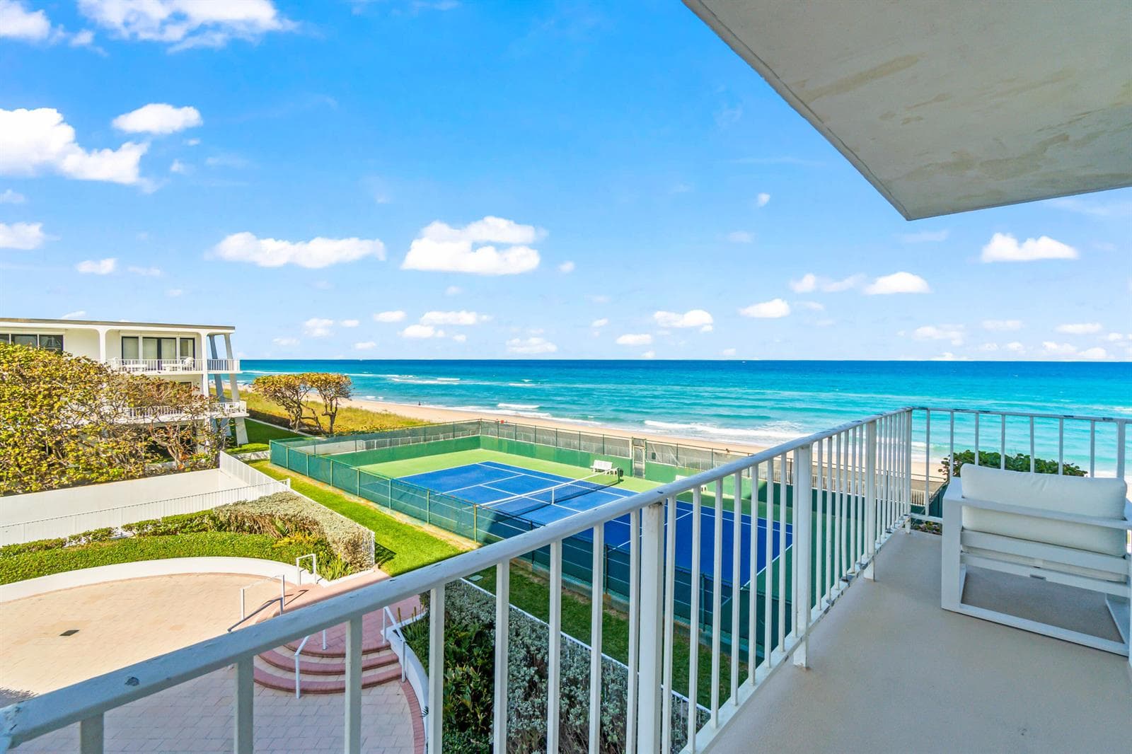 2295 S Ocean Boulevard # 425, Palm Beach FL 33480