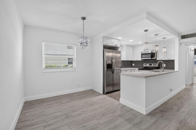 212 Monaco E, Delray Beach FL 33446 - Delray Beach, FL - Photo 7