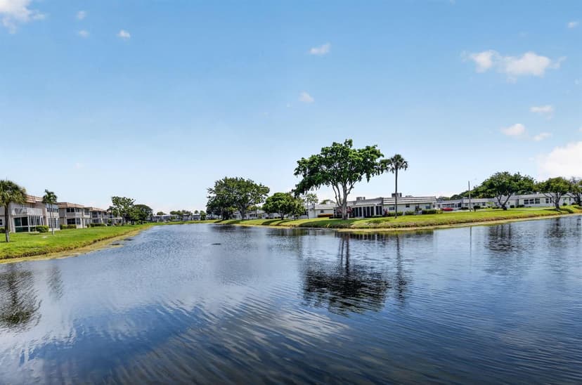 212 Monaco E, Delray Beach FL 33446