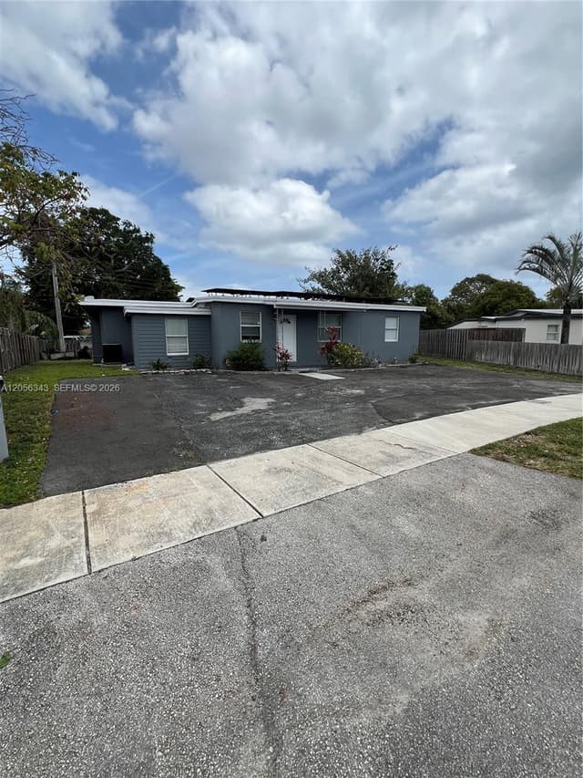 1885 NE 53rd St, Pompano Beach FL 33064 - Pompano Beach, FL - Photo 6