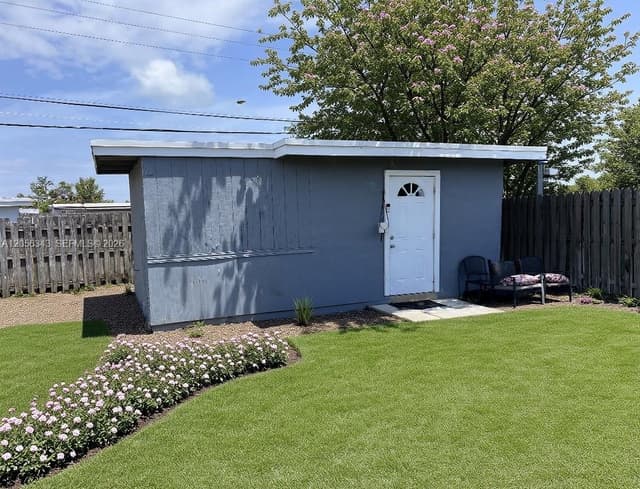 1885 NE 53rd St, Pompano Beach FL 33064 - Pompano Beach, FL - Photo 4