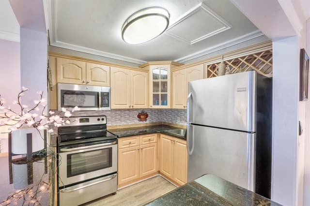 317 TILFORD O # 317, Deerfield Beach FL 33442 - Deerfield Beach, FL - Photo 5