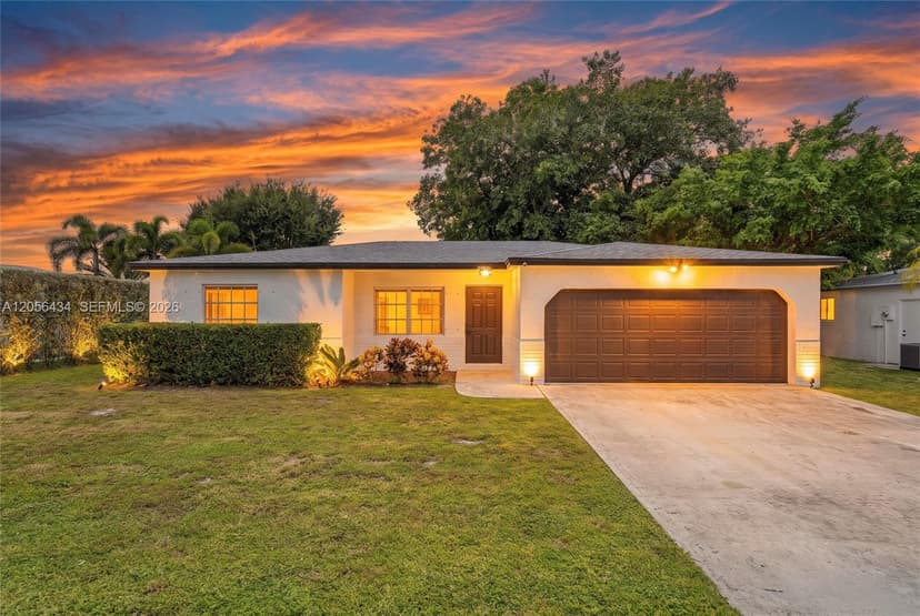 10660 Eureka St, Boca Raton FL 33428