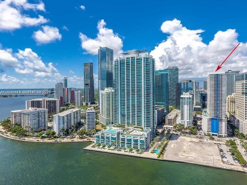 1200 Brickell Bay Dr # 1518, Miami FL 33131