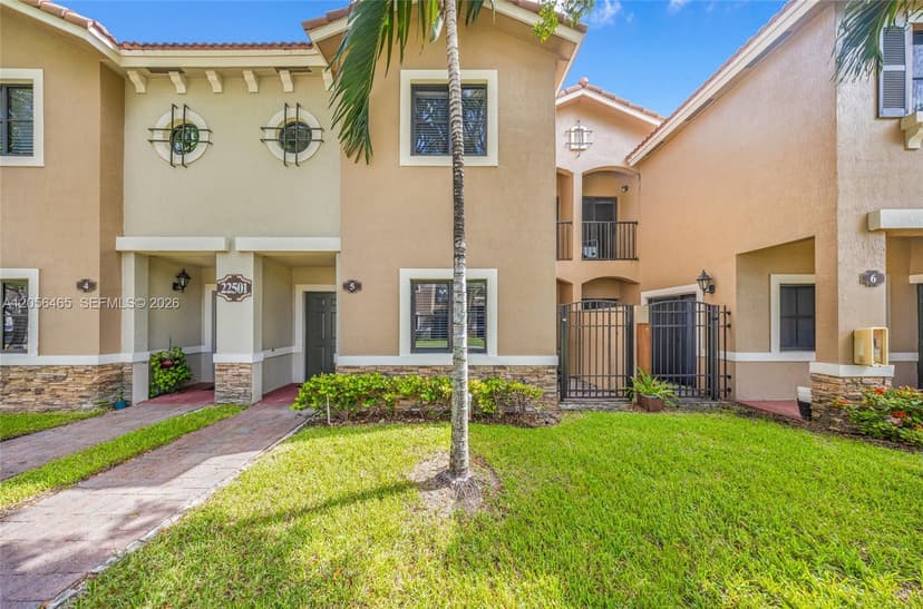 22501 SW 88th Pl # 25, Cutler Bay FL 33190