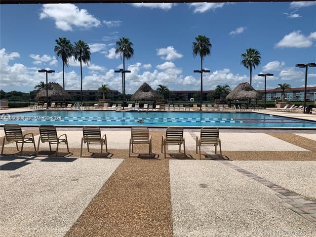 13500 SW 1st St # 308U, Pembroke Pines FL 33027 - Pembroke Pines, FL - Photo 5