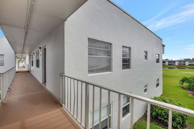 187 NORMANDY D, Delray Beach FL 33484 - Delray Beach, FL - Photo 4