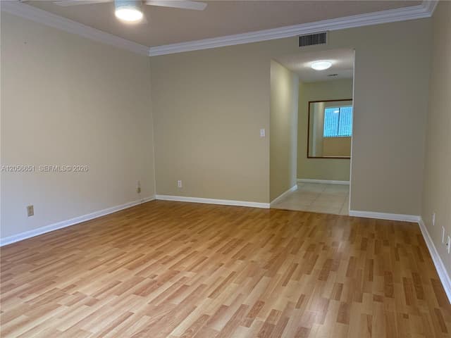 435 Lakeview Dr # 201, Weston FL 33326 - Weston, FL - Photo 6