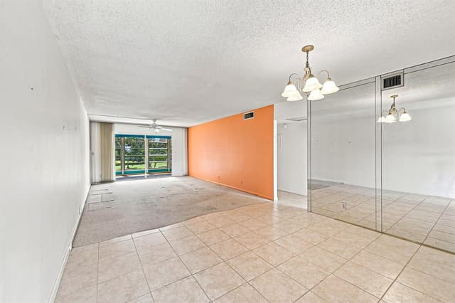 2901 VICTORIA Circle # D2, Coconut Creek FL 33066 - Coconut Creek, FL - Photo 3