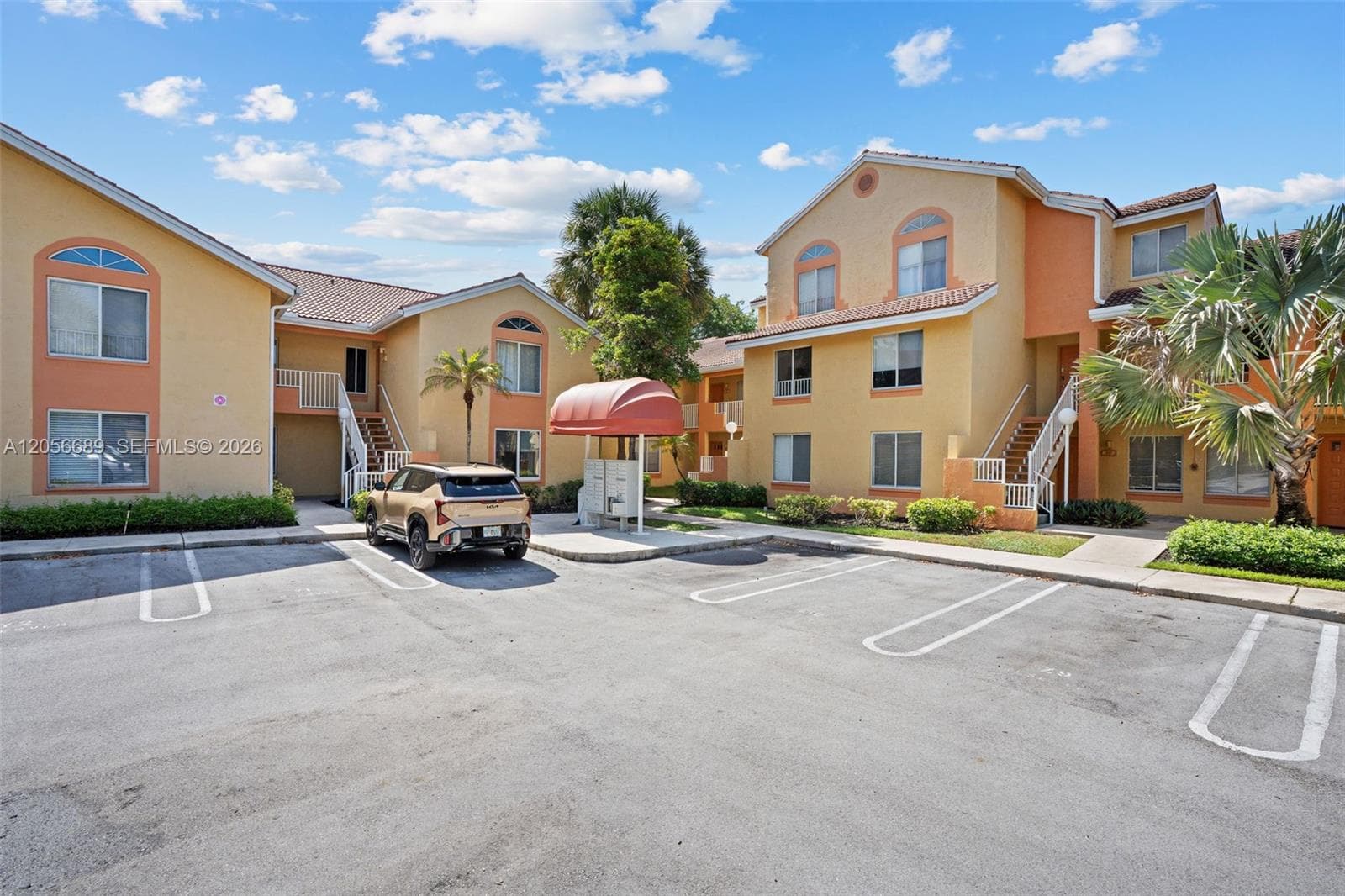 927 Coral Club Dr # 927, Coral Springs FL 33071 - Coral Springs, FL - Photo 1