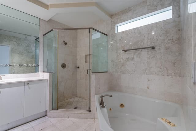 901 Brickell Key Blvd # 3004, Miami FL 33131 - Miami, FL - Photo 5