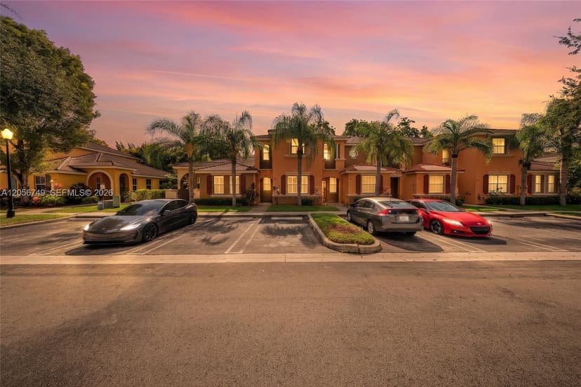 1037 NE 42nd Pl, Homestead FL 33033
