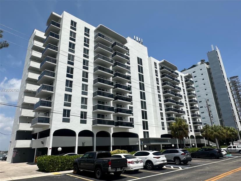 7928 West Dr # 504, North Bay Village FL 33141