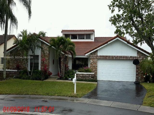 1661 NW 100th Way, Plantation FL 33322