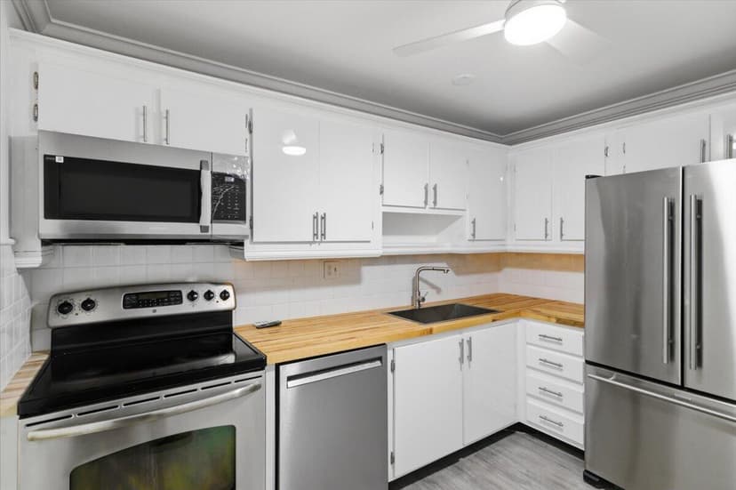 6301 N UNIVERSITY Drive # 206, Tamarac FL 33321
