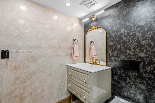 2457 Collins Ave # 1603, Miami Beach FL 33140 - Miami Beach, FL - Photo 3