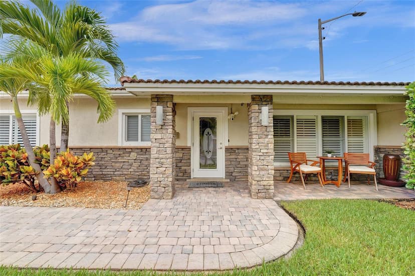 1245 NE 17TH Way, Fort Lauderdale FL 33304