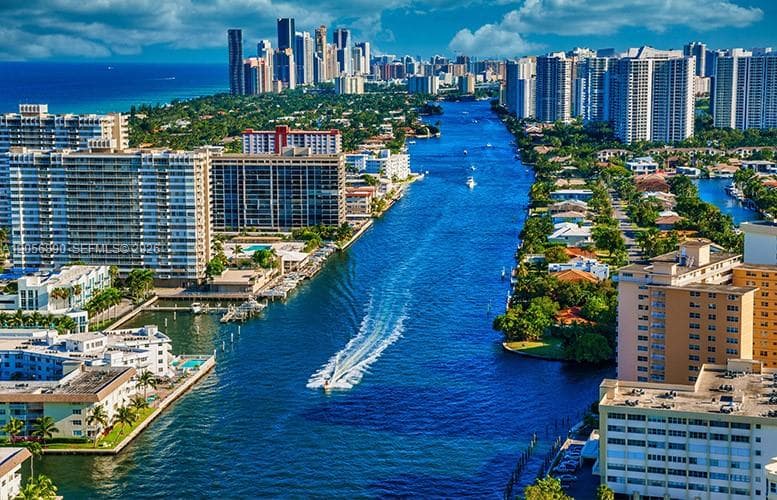 800 Parkview Dr # 410, Hallandale Beach FL 33009