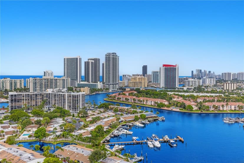 2500 PARKVIEW DR # 2405, Hallandale Beach FL 33009