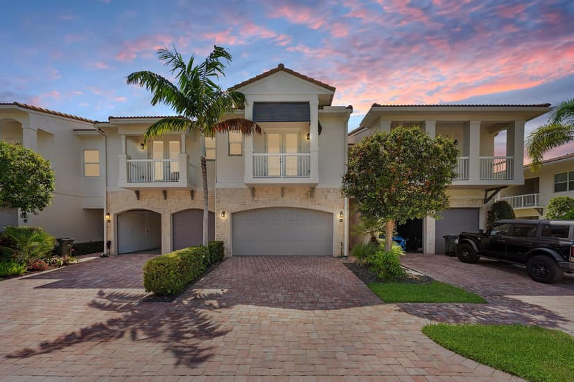 100 NW 69th Circle # 52, Boca Raton FL 33487
