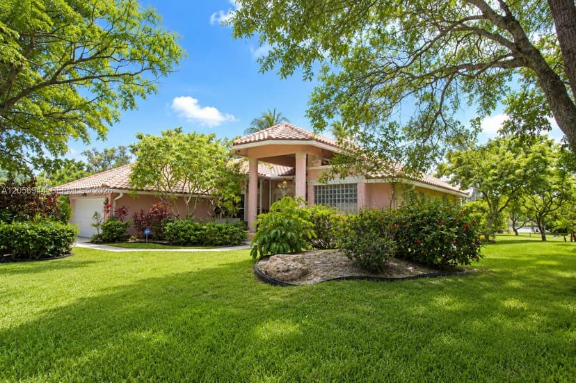5111 NW 104th Ave, Coral Springs FL 33076