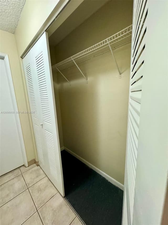 9945 Nob Hill Ct # 9945, Sunrise FL 33351 - Sunrise, FL - Photo 6