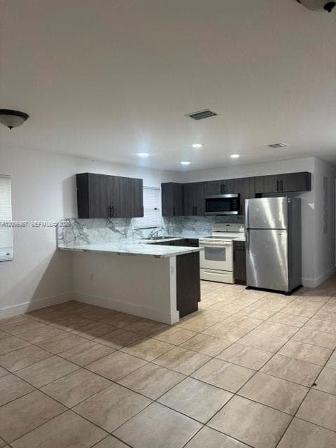 678 NW 14th St, Florida City FL 33034 - Florida City, FL - Photo 7