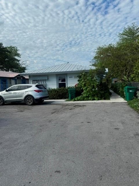 678 NW 14th St, Florida City FL 33034 - Florida City, FL - Photo 4