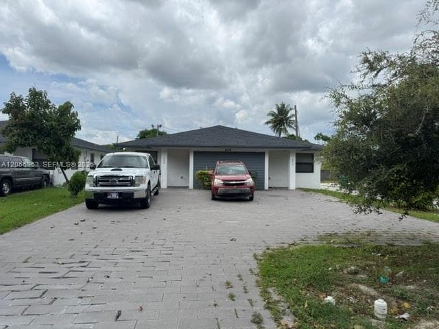634 NW 12th St, Florida City FL 33034 - Florida City, FL - Photo 2