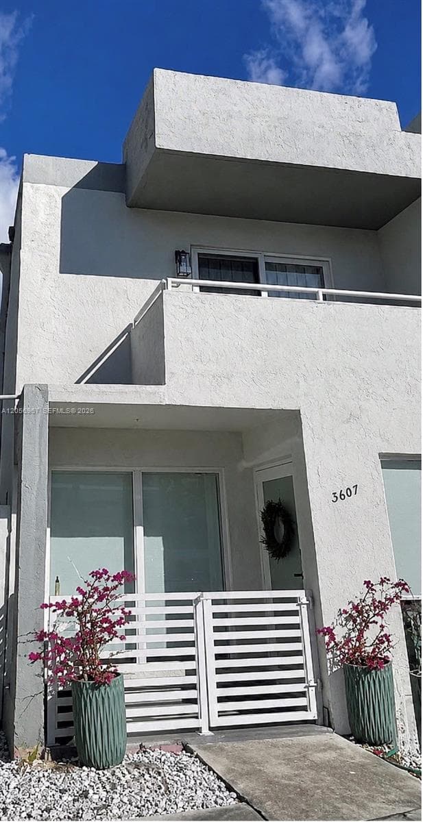 3607 SW 17th St # 3607, Miami FL 33145