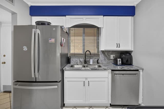 12027 GREENWAY Circle S # 204, Royal Palm Beach FL 33411 - Royal Palm Beach, FL - Photo 3